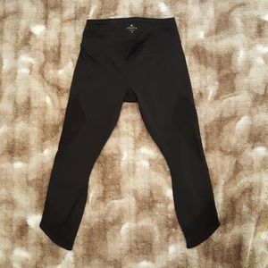 Athleta capri